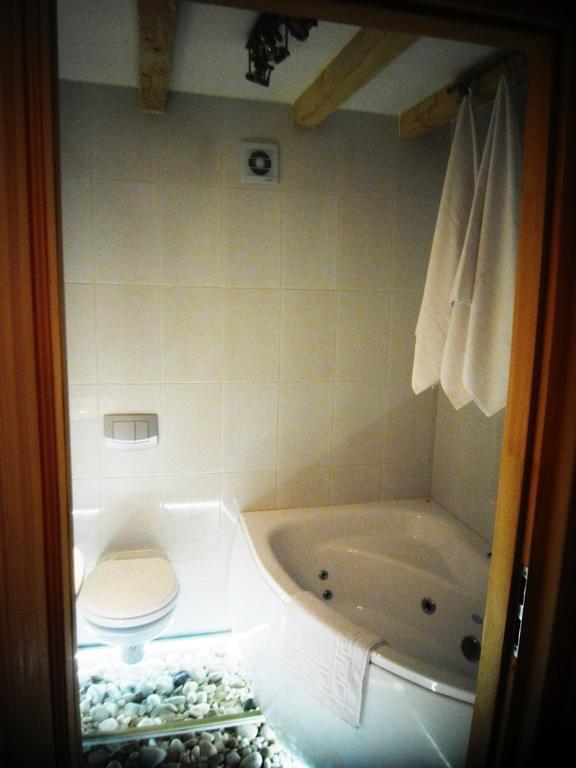 Apartamenty Lili & Country Kraków Rum bild
